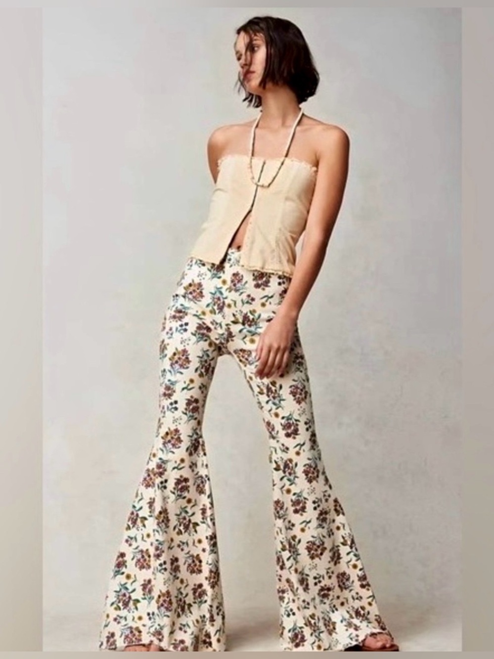 We The Free Cream Floral High-Waist Flare Pants Bohemian 70s Vibe Size 29 EUC 💐